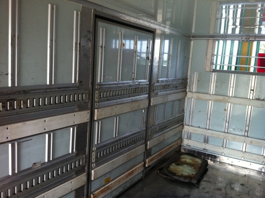 ขายตู้เปียกแช่เย็นคับ