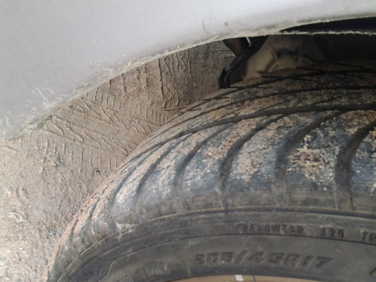 P1 ขอบ17" 4รู100 พร้อมยาง