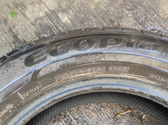 ยางบริดสโตน 215 60 16 ราคา900