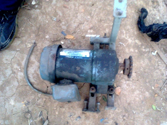 มอเตอร์เลื่อนประตูมี 3 ตัวครับของนอกครับ สำหรับใช้เลื่อนประตครับ ตัวใหญ่ 3000 ครับ ตัวกลาง 2000 ครับ ตัวเล็ก 1500 ครับ มอเตอร์เลื่อนประตูมี 3 ตัวครับของนอกครับ สำหรับใช้เลื่อนประตครับ ตัวใหญ่ 3000 ครับ ตัวกลาง 2000 ครับ ตัวเล็ก 1500 ครับ