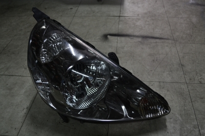 ขายไฟหน้า HONDA JAZZ