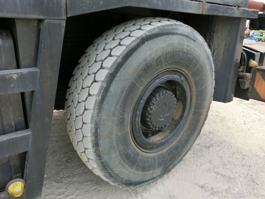 ขายรถเครน Kato KR25H-3L