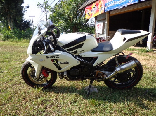 ขาย VFR NC30 ทะเบียนแท้ๆ เครื่องสมบูรณ์มากๆรถจอดซะเป็นส่วนใหญ่ ขาย VFR NC30 ทะเบียนแท้ๆ เครื่องสมบูรณ์มากๆรถจอดซะเป็นส่วนใหญ่
