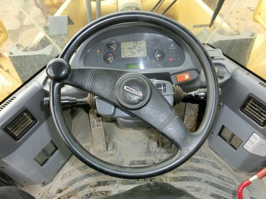 ขายรถตัก Komatsu WA 320-5 ขายรถตัก Komatsu WA 320-5