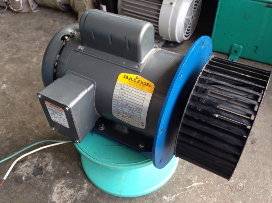 ขายมอเตอร์ Baldor 1.5 HP. 3450 rpm. 220V ไฟบ้าน(รอบเร็วพิเศษ) made in U.S.A พร้อมใบพัด ระบายลมดูด-เป่า สภาพสวย วิ่งนิ่ม พร้อมใช้งาน