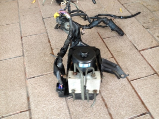 ปั้ม ABS ESTIMA ของเก่าญี่ปุ่นสภาพดี