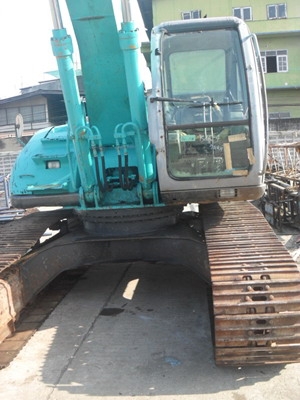 ขายรถขุด KOBELCO SK 200 - 3 mark 5 ขายรถขุด KOBELCO SK 200 - 3 mark 5