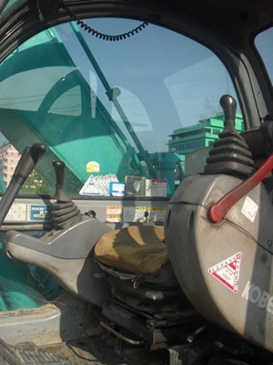 ขายรถขุด KOBELCO SK 200 - 3 mark 5 ขายรถขุด KOBELCO SK 200 - 3 mark 5