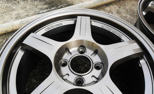 แม็กซ์RAYSแท้-ก้านยก ขอบ16นิ้ว 4รู100(4วง=3,600บ.)วงละ900บ.ไม่แตก ไม่ดุ้ง สีสวย ใส่เก๋งซิ่ง ที่ดุมล้อ 4รู100ได้ทุกรุ่น T.092-9351644