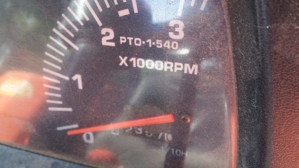 ขายรถไถ KUBOTA3408 4×4สภาพพร้อมใช้งาน เอกสารเล่มทะเบียนพร้อมโอน อุปกรณ์พร้อม ใบดันหน้า ผานหลัง เดิมใช้งานมือเดียว สภาพสวย ขายรถไถ KUBOTA3408 4×4สภาพพร้อมใช้งาน เอกสารเล่มทะเบียนพร้อมโอน อุปกรณ์พร้อม ใบดันหน้า ผานหลัง เดิมใช้งานมือเดียว สภาพสวย