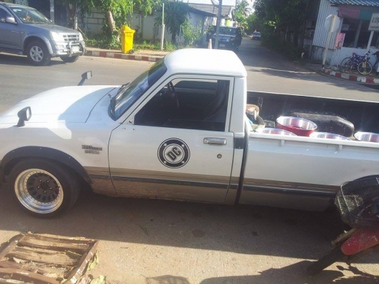 ขายโตโยต้าม้ากระโดดLN4085000เอาจิงลดได้อีก