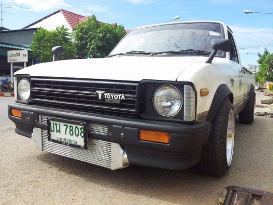 ขายโตโยต้าม้ากระโดดLN4085000เอาจิงลดได้อีก