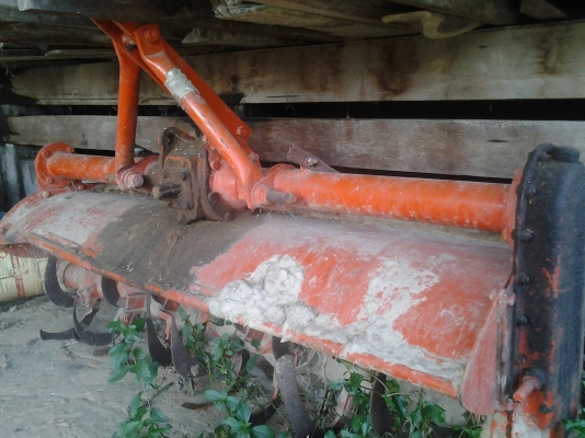 ขายตามสภาพโรต้ารีความยาว1.60ติดกับรถไถคูโบต้า