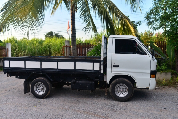 ขายรถบรรทุก 4ล้อ isuzu elf ขายรถบรรทุก 4ล้อ isuzu elf