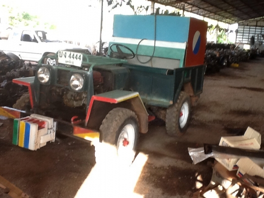 ขายครับรถเพื่อการเกษตรขับเคลื่อน4ล้อใช้งานปกติเครื่องหน้า12แรงเครื่องปั่น8แรงขายที่85000