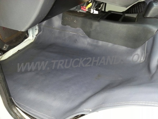 DAIHATSU HIJET S 200 พร้อมใช้งาน  มีแอร์-เครื่องเสียง cd-mp3