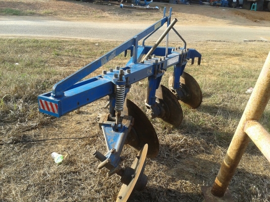 ขายแล้ว ขอบคุณพี่ชัย ด่านช้างมากครับ หางไถ3จาน ไคเฮงหลี จักรกล  รุ่นใหม่สภาพสวยพร้อมใช้งาน ราคาถูกๆ38,500