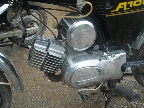 ขายa100 สวยๆๆ ถูกๆๆ มี 2 คัน แต่ไม่มีเล่ม