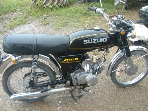 ขายa100 สวยๆๆ ถูกๆๆ มี 2 คัน แต่ไม่มีเล่ม