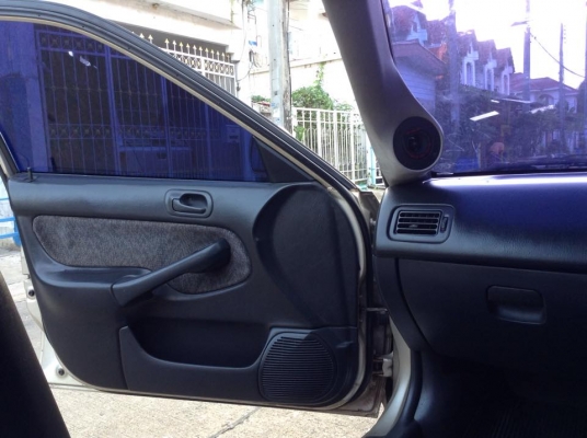 ขายครับ honda civic ตาโต ปี 97 AIRBAG ABS ครบๆตัวท็อปสุด ออโต้ เครื่อง D 15 B ไม่เทค เครื่องสด เกียรดี ภายในสวย ไฟฟ้าทั้ง คัน ครบๆ ช่วงล่างดี แอร์หนาว เพลงดัง สีพอได้ เอาไปใช้ได้เลย ไม่เคย ติดแกส แม็ก 4ล้อ สวยๆ ดิสเบรค 4ล้อ พร้อม ใช้ วิ่งไกล สบาย ขายเเค่