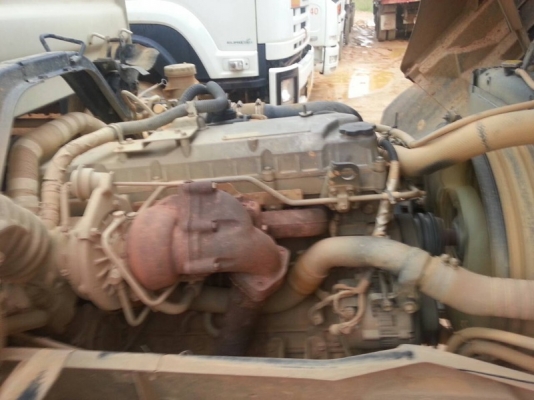 รถอีซูซุ 10 ล้อดั้ม 300 แรงม้า. ปี 55  ( ขายแม่ , ลูก )  ,  ( มีขาย 3 พ่วง. )   สนใจติดต่อ 081 - 6079515