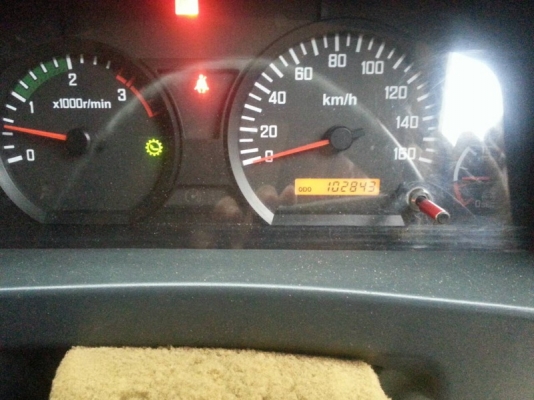 รถอีซูซุ 10 ล้อดั้ม 300 แรงม้า. ปี 55  ( ขายแม่ , ลูก )  ,  ( มีขาย 3 พ่วง. )   สนใจติดต่อ 081 - 6079515