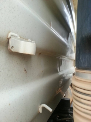 รถอีซูซุ 10 ล้อดั้ม 300 แรงม้า. ปี 55  ( ขายแม่ , ลูก )  ,  ( มีขาย 3 พ่วง. )   สนใจติดต่อ 081 - 6079515