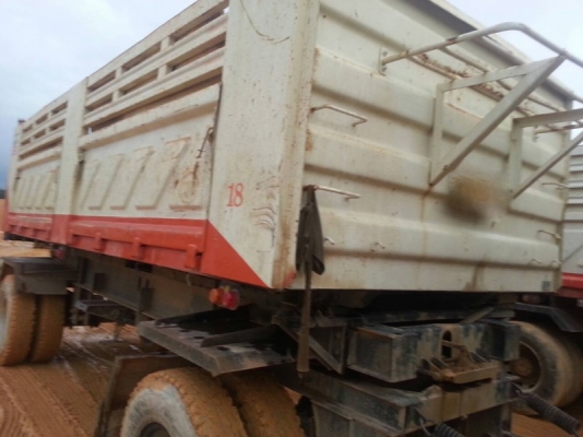 รถอีซูซุ 10 ล้อดั้ม 300 แรงม้า. ปี 55  ( ขายแม่ , ลูก )  ,  ( มีขาย 3 พ่วง. )    สนใจติดต่อ  081 - 6079515