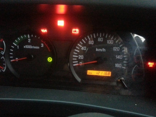 รถอีซูซุ 10 ล้อดั้ม 300 แรงม้า. ปี 55  ( ขายแม่ , ลูก )  ,  ( มีขาย 3 พ่วง. )    สนใจติดต่อ  081 - 6079515