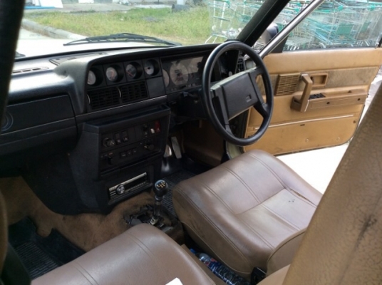 ขายรถวอลโว่ 244 GLT หน้ายก ปี85 เครื่องเดิม 2.4 เกียร์ธรรมดา ติดแก๊ส LPG เพาเวอร์ กระจกไฟฟ้า เซ็นทรัลล็อก แอร์เย็น ภายในเดิมๆ ไมล์เดิม6หลุม ตัวถังเดิมๆแห้งๆไม่มีชนเลย แม็กเดิมแท้ๆ รถขับดี แอร์เย็นฉ่ำ รถเดิม ขับกลับได้เลยครับ