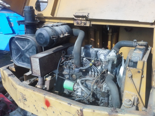 รถแม็คโคร mitsu pc 20  พร้อมใช้ขายถูกตามสภาพไม่มีเวลาทำ 115,000 บาท