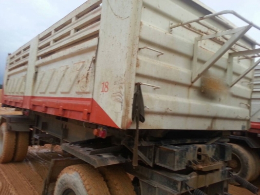 ขายหางพ่วง สามมิต 2 เพลา. ปี 55 - 56  (  มีขาย 3 หาง.  )  สนใจติดต่อ 081 - 6079515