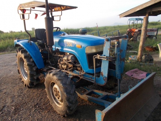 แชมป์ 304 SL มีพาน5หนึ่งพวง มีใบดันหน้า(ของไครเฮงหลี) สนใจติดต่อ0899638932 แชมป์ 304 SL มีพาน5หนึ่งพวง มีใบดันหน้า(ของไครเฮงหลี) สนใจติดต่อ0899638932