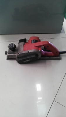 ขายกบไฟฟ้า maktec 3 นิ้ว