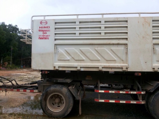 ขายหางพ่วงดั้ม สามมิต 3 เพลา. ปี 56  สนใจติดต่อ 081 - 6079515