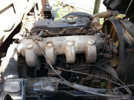 รถอีซูซุ 6 ล้อ รั้ว ( ไม่ดั้ม ) 115 แรงม้า. ปี 31   สนใจติดต่อ 081 - 6079515