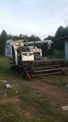 ขายด่วน!!! รถเกี่ยวข้าวคูโบต้า