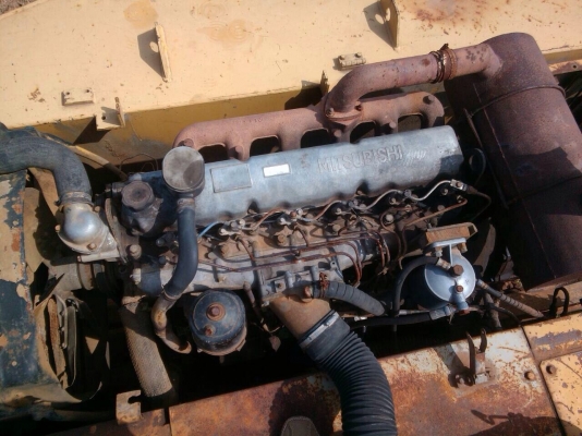 ขายรถแบ็คโฮ มิตชู140-2 ราคา250,000 โทร0895770265