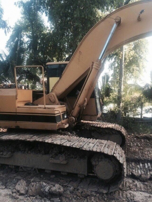 รถ แบรคโฮ E200B รถ แบรคโฮ E200B