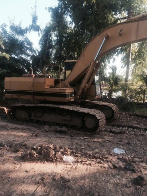 รถ แบรคโฮ E200B