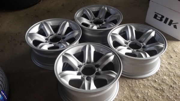 ขายล้อเล็บเหี่ยวแท้ชุดละ12000