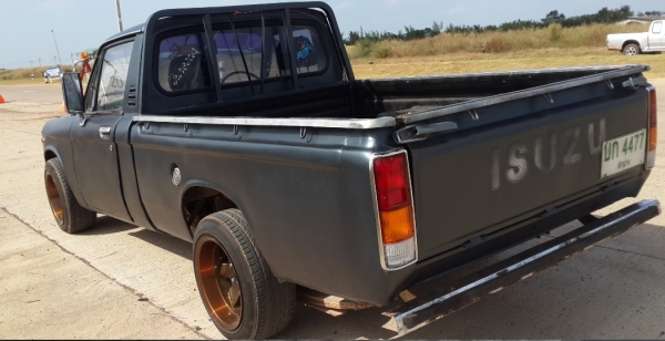 ขายอีซูสุ kbd เครื่องดีเซล ขับกลับเลย ขายอีซูสุ kbd เครื่องดีเซล ขับกลับเลย