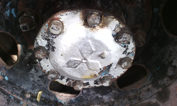 ขายรถสิบล้อหัวยาวเทนเลอรลากรถแบคขึ้นPC200เครือง185แรง