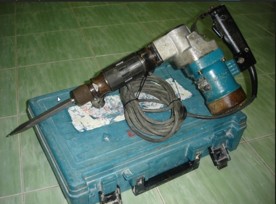 ขายเครื่องสกัดคอนกรีต MAKITA รุ่น HM 0810T