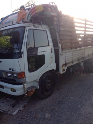 ขายรถบรรทุก 6 ล้อรั้ว HINO FC 120 แรงม้า ราคา 370000