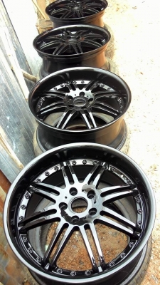 ขายแม็กขอบ 19 5รู114