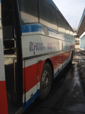 รถบัส ปรับอากาศ แอร์ไฟฟ้า ยี่ห้อเครื่องยนต์ BENZ. รุ่น OH1625 .  8 สูบ น้ำหนักรถ 12310กก. จำนวนผู้โดยสารนั่ง 48 คน &lt; 600,000 ขายด่วน&gt;