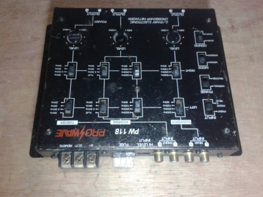 คอสตัวปรับเครื่องเสียงรถยนต์ รุ่น PRO/WAVE W118 คอสตัวปรับเครื่องเสียงรถยนต์ รุ่น PRO/WAVE W118