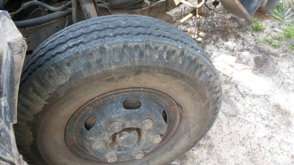 ขายรถบรรทุก 6 ล้อดัมพ์ TOYOTA 115 แรงม้า BU97 เครื่อง 14B แอร์พร้อม ราคา 350000