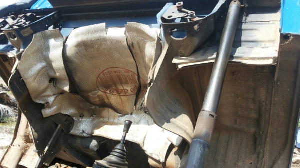 ขายรถบรรทุก 6 ล้อดัมพ์ TOYOTA 115 แรงม้า BU97 เครื่อง 14B แอร์พร้อม ราคา 350000